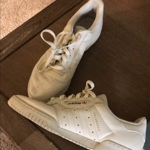 Calabasas Yeezy size 10.5